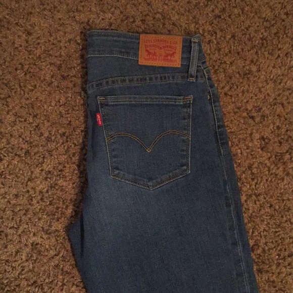 Levi’s Jeans 712 Slim Cut - Picture 1 of 8